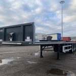 13.6m flat trailer for carrying modular buildings