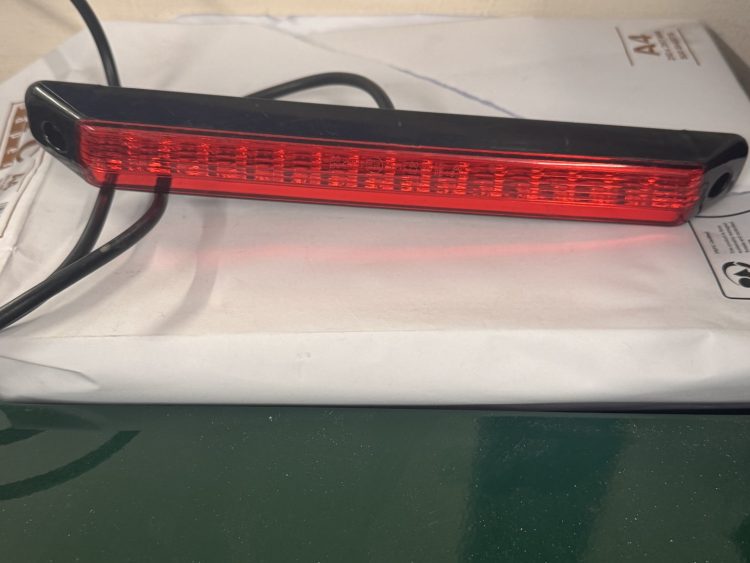 Rear fog strip light